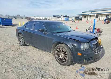 2010 Chrysler 300 S из США, поврежденный, VIN 2C3CA2CVXAH330064